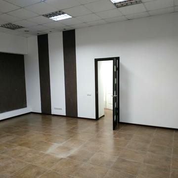 Амосова, 22