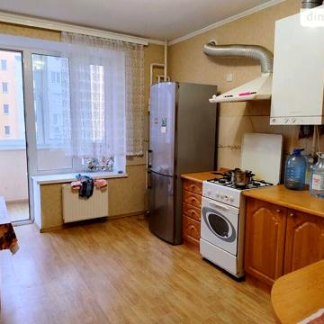 Продаж 3к Квартира Академіка Ющенка вулиця ЖК Микрорайон Подолье