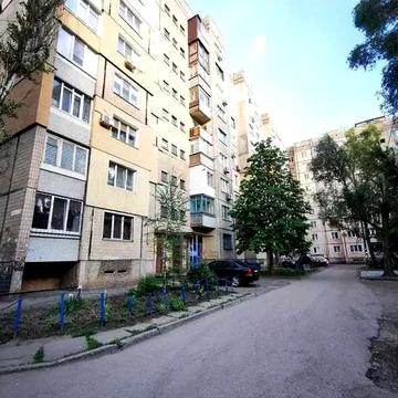 продам 3 х кімнатну квартиру у центрально міському районі