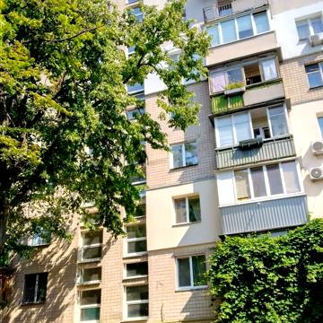 Олексіївська вул., 11