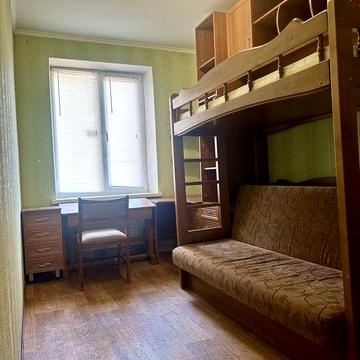 3-х сталінка « 8 лікарня» 2/2 автономка, гарний стан