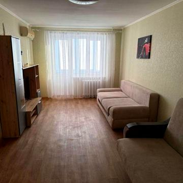 Здам 2-кімнатну квартиру. Заїжджай і живи! Вул. Тесленка.