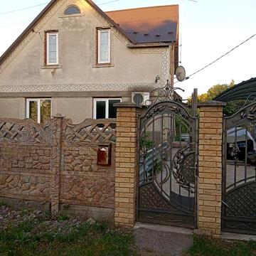 Продам будинок м. Хотин