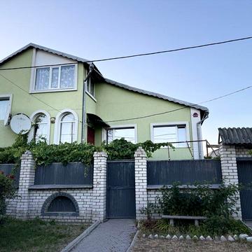 Продам будинов в центрі міста