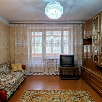 Здається 2-к чешка проспект Незалежності (Мікрорайон)