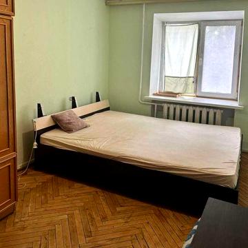 Оренда 2к квартири на вул. Левицького 11 (Курчатова)