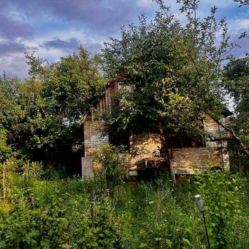 Берківці (Нивки) продаж старого будинку з ділянкою (район Лавіни)