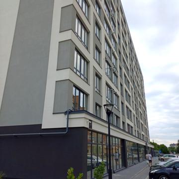 Молодіжна вул., 53