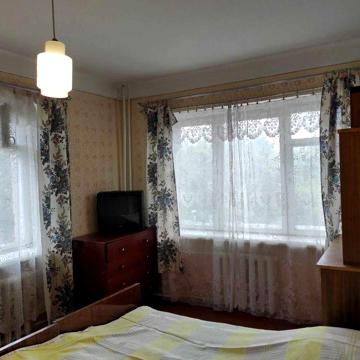 Продам квартиру в Каневі