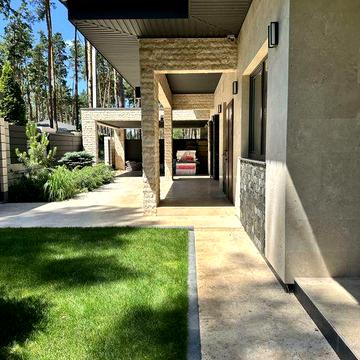 Будинок з басейном на ділянці 15 соток! Без комісії