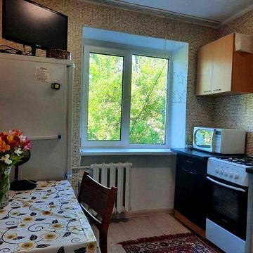 Продам 1 ком квартиру ул. Ивана и Юрия Липы/Инглези. Ремонт.