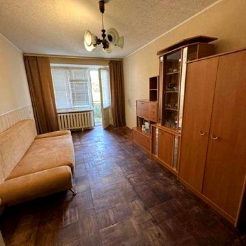 Продам 1к квартиру в центрі міста на 3 поверсі 31м2