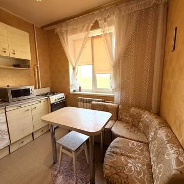Миколи Закревського вул., 85