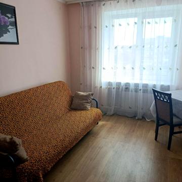 Авраама Лінкольна вул. (), 29