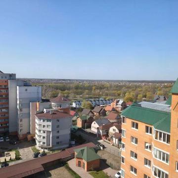 Продаю 2-х кімнатну квартиру на Запорізькій