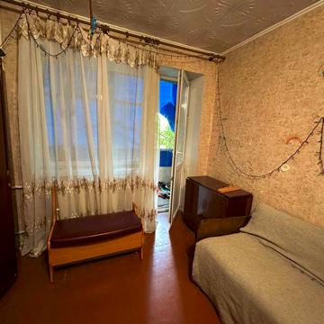 Продам 2-х кімнатну квартиру, 10 хвилин від метро Індустріальна