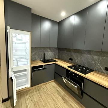 Запорізьке шосе, 28