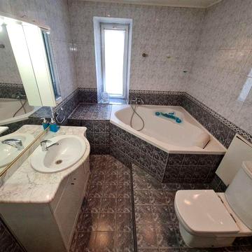 Роздільні кімнати,
Печенізька 16,
Ст. метро Лукянівська
Печеніз