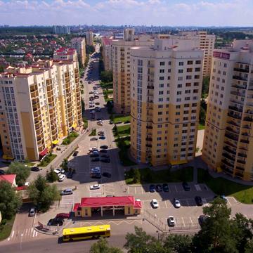 Валерія Лобановського вул., 30