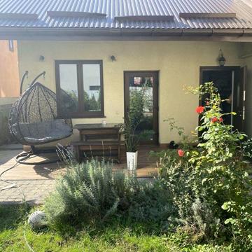 Широка, 37