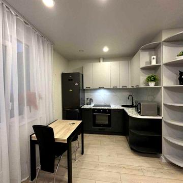 1-комн. 34 м2 Современный ремонт Мебель Техника Вид на море ID:208612