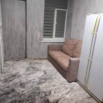 Продам 2 кімнатну квартиру в центрі міста