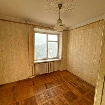 Продаж квартири по вул.Тарнавського 3кімнати