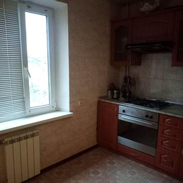 Продам 3х кімнатну квартиру на  Бородинському.