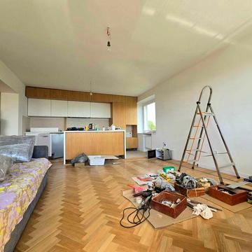 продаж квартири Львів, вул. Кривчицька Дорога. 3 кімнатна
