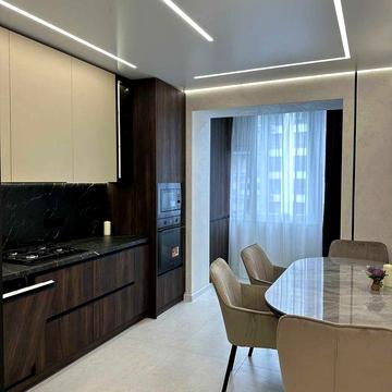 Сучасна 2-кімнатна квартира в центрі Івано-Франківська