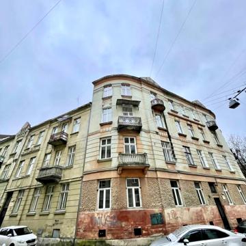 Маркіяна Шашкевича пл., 4