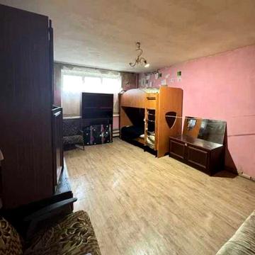 2 кім в багатоповерхівці район ПОКРОВСЬКОГО (КОМУНАР) (716589)