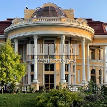 Лугова вул.