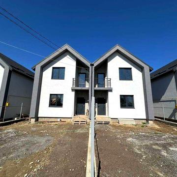 Продаж 2 поверхового дуплекса, 2 сотки, 110 кв. м, Зарванці