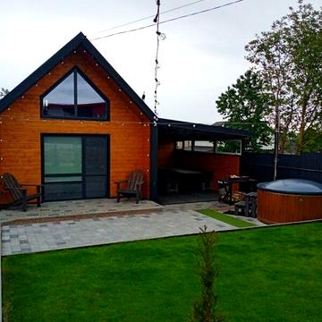 Продаж 2к Дім Весела вулиця