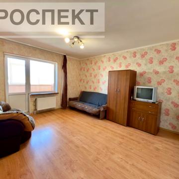 Воскресенська вул., 13-Б