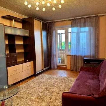 Здам в оренду 2к квартиру Шевченківський Печенізька 9. Центр міста