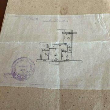 3-кімнатна квартира в центрі Звягеля продається