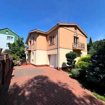 Продаж 2 поверхового будинку, Рівне, центр, провулок Кавказький 11