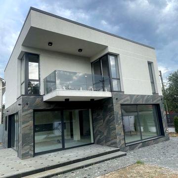 Сучасний цегляний будинок 140м від власника без %