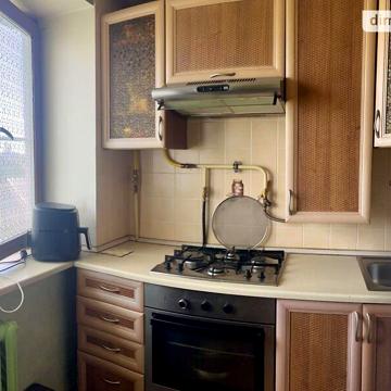 Продаж 2к Квартира Перемоги проспект