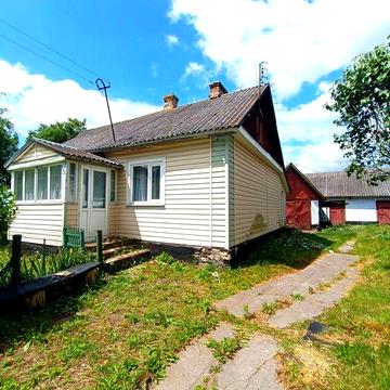 Продам будинок у селі Бродівське, 33 км від Рівного.