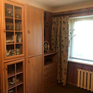 Продам 2-х.к.кв 1/5 метро Дворец спорта