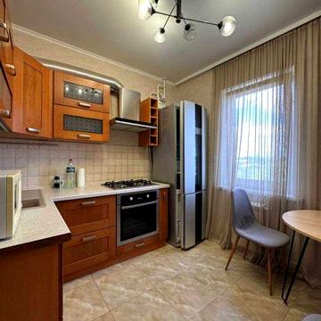 Продаю 2к квартиру Херсонське шосе ц3