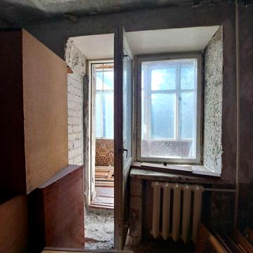 Продаж 3к кв Нові Будинки вул Каденюка , 3/9 цегла.