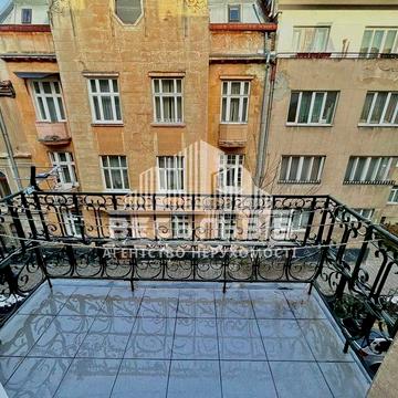 Продаж квартири вул. Рутковича