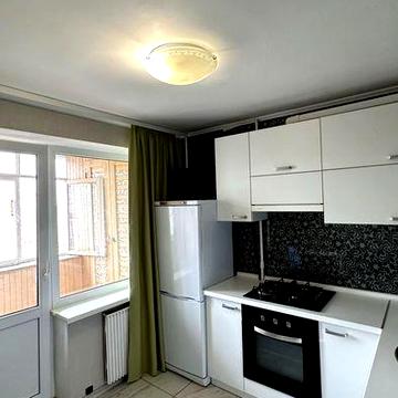 Продам 1-к з ремонтом, Оболонь, пр. Івасюка 27-А , метро 15 хв