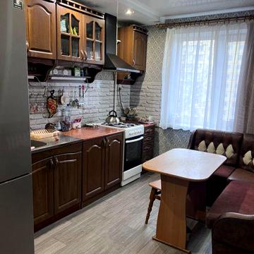 Продам 4 ком. кв. 5 этаж Л/Б