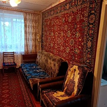 Здам трьох кімнатну квартиру в центрі міста,