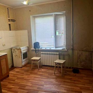 М. Мінська Оболонь пр-т В. Івасюка 26, продаж 1 кім квартири.